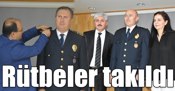 Kars Emniyetinde terfi eden personele rütbeleri takıldı