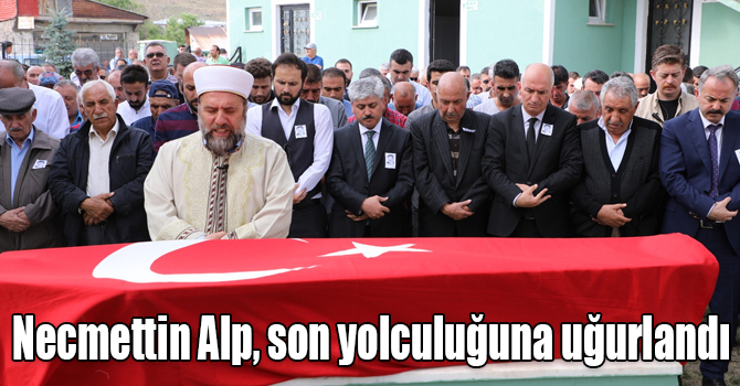 Müze Müdürü Necmettin Alp, son yolculuğuna uğurlandı