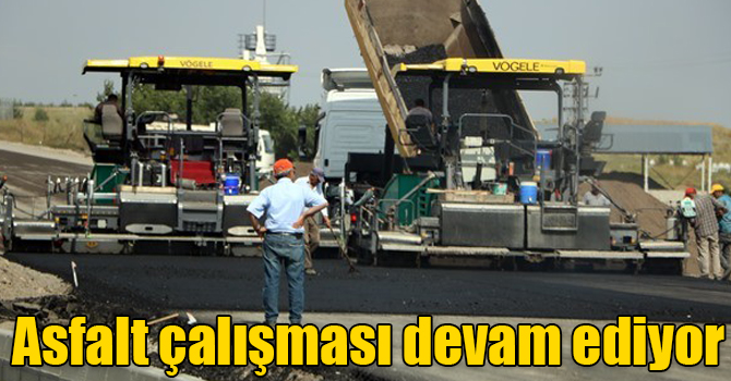Selim-Sarıkamış karayolu asfalt çalışması devam ediyor