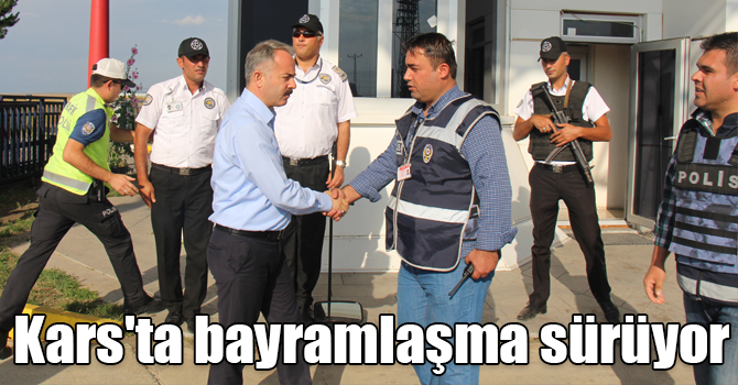 Kars'ta bayramlaşma sürüyor