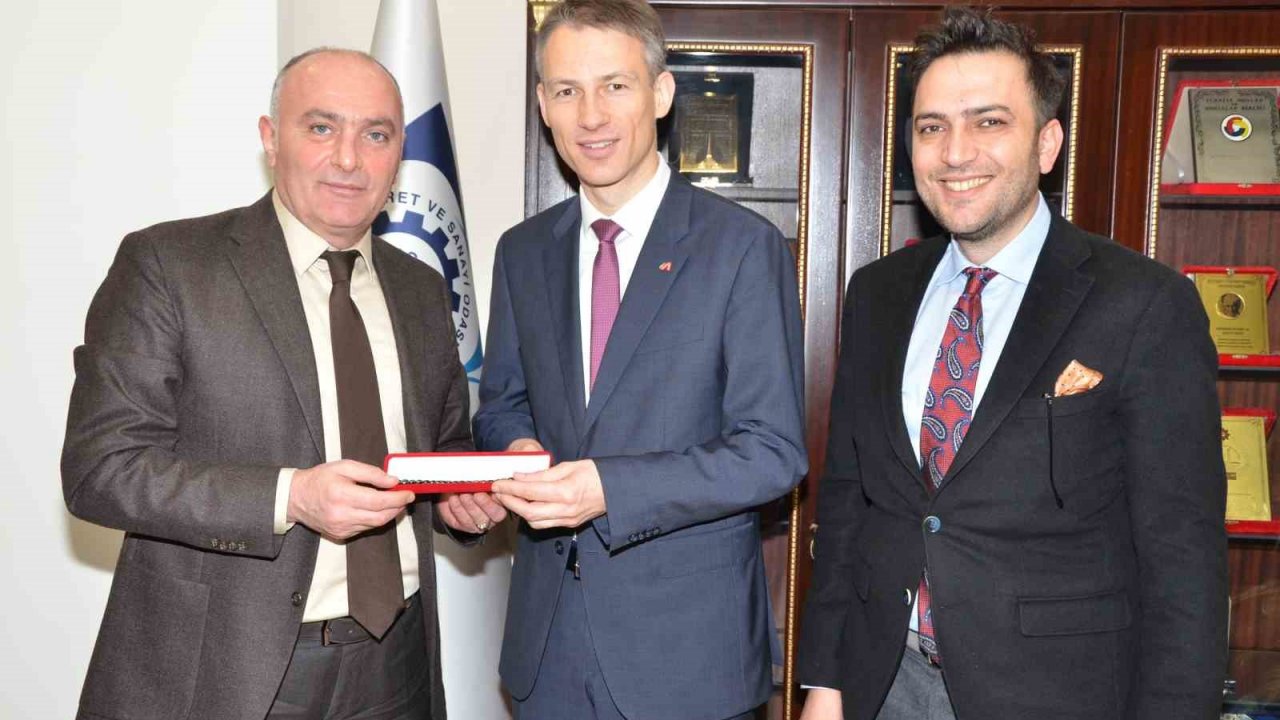 Avusturya Ticaret Müsteşarı Lackner’den ETSO’ya Ziyaret
