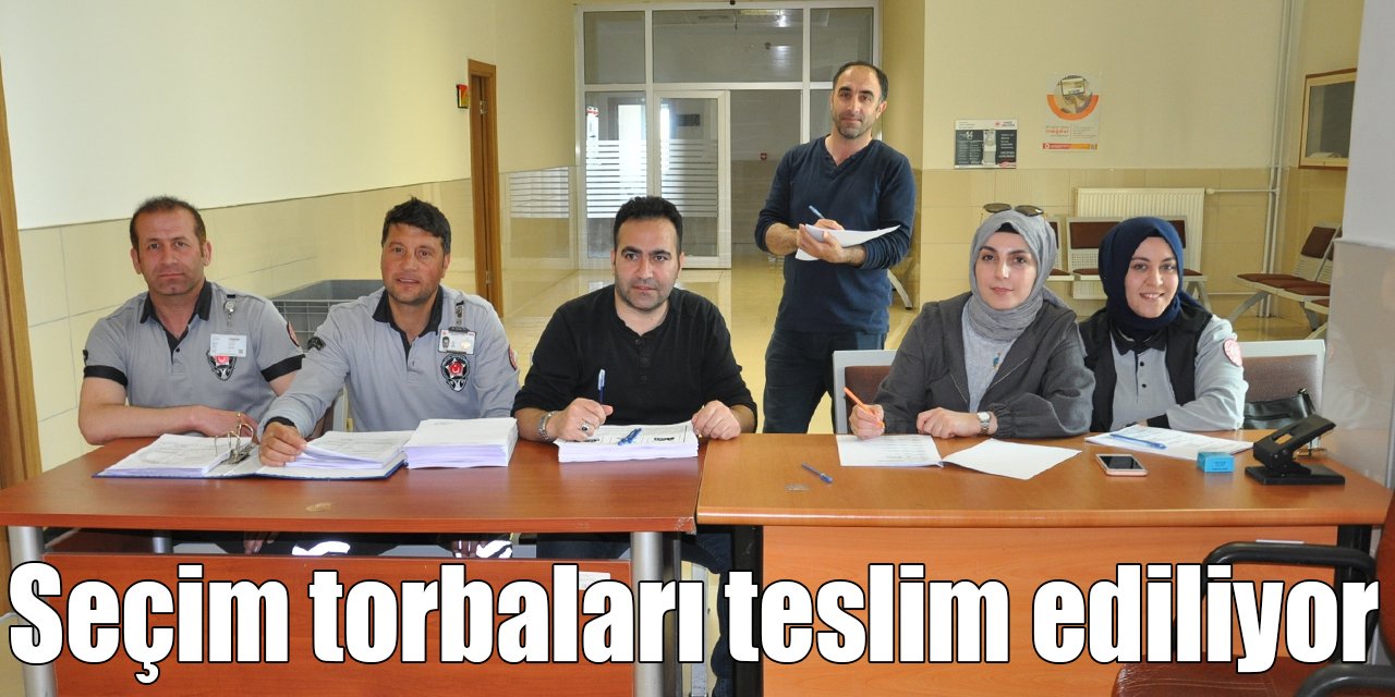 Kars’ta seçim torbaları teslim ediliyor