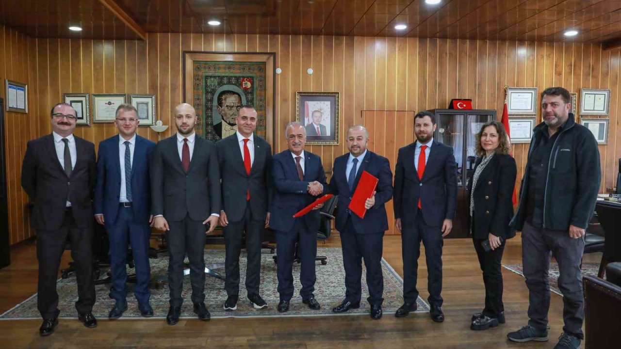 Atatürk Üniversitesinden üniversite-sektör iş birliğine katkı