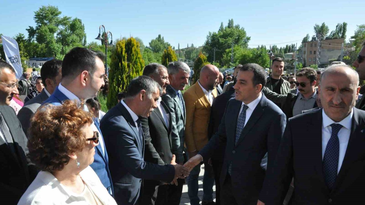 Kars’ta el emeği göz nuru ürünler sergilendi
