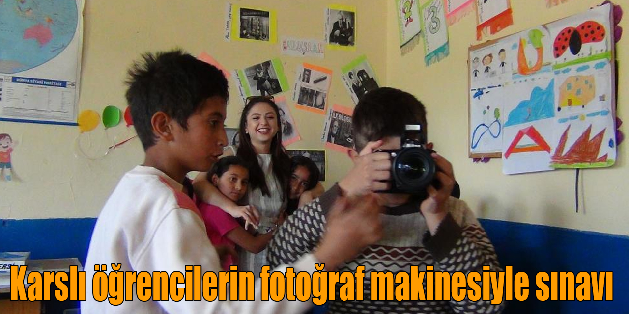 Karslı öğrencilerin fotoğraf makinesiyle sınavı