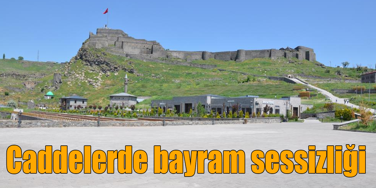 Kars’ta caddelerde bayram sessizliği