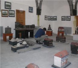 Kars'ı minyatürlere sığdırdı