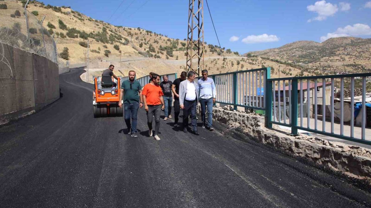 Şırnak’ta yapımı süren yol çalışması tamamlandı