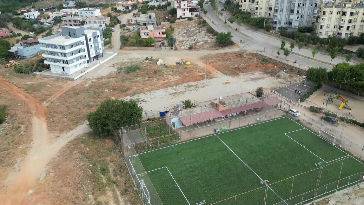 Kozan’da 10 bin metrekarelik spor kompleksi inşa ediliyor