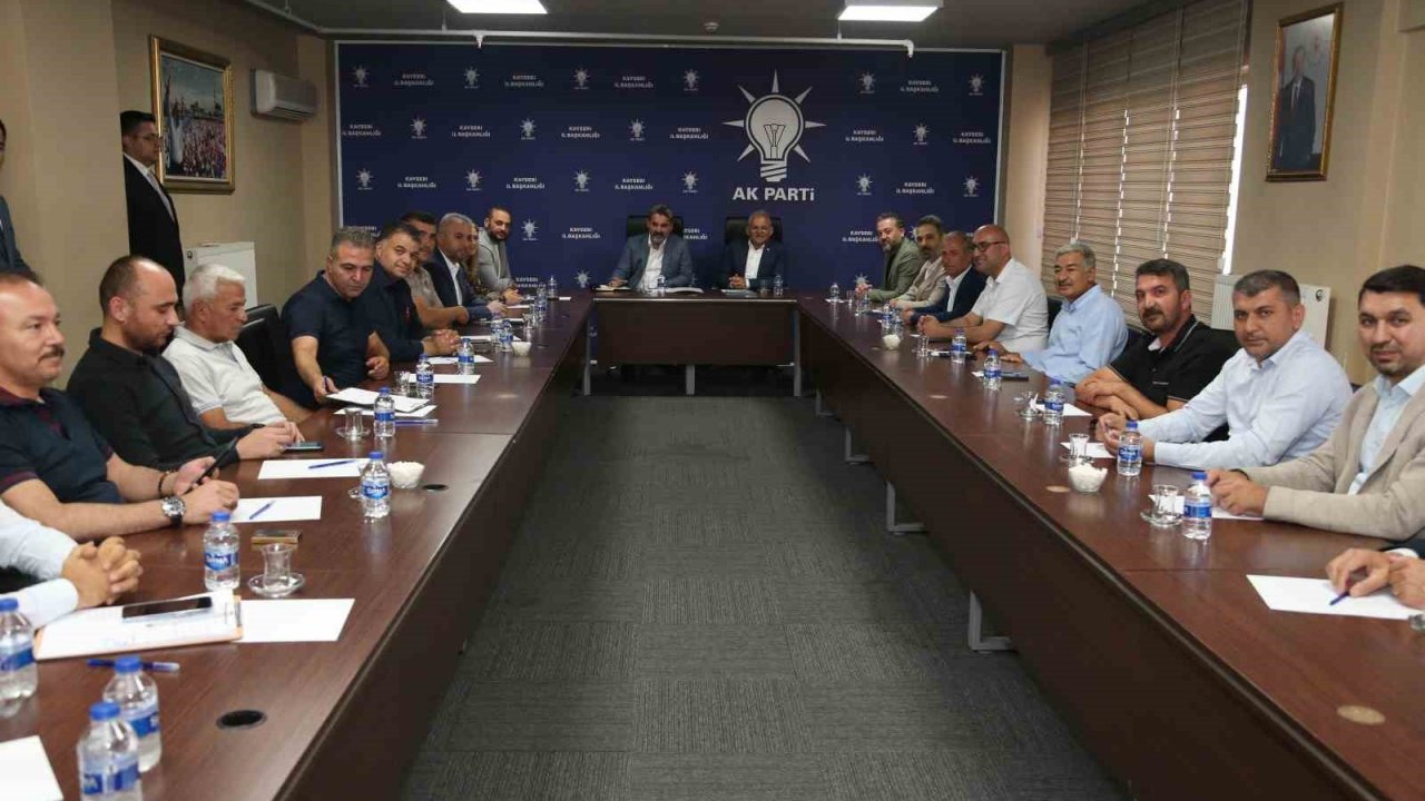 Başkan Büyükkılıç, İlçe Başkanları İstişare Toplantısına katıldı