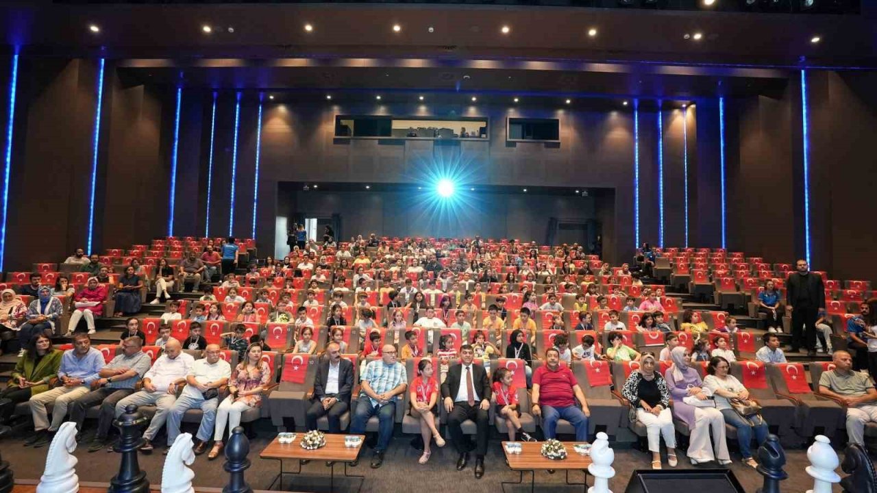 Geleceğin şampiyonları ödüllendirildi