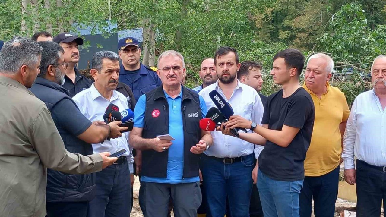 Bakan Yardımcısı Karaloğlu, bölgede son 500 yılın en yüksek yağışının gerçekleştiğini açıkladı
