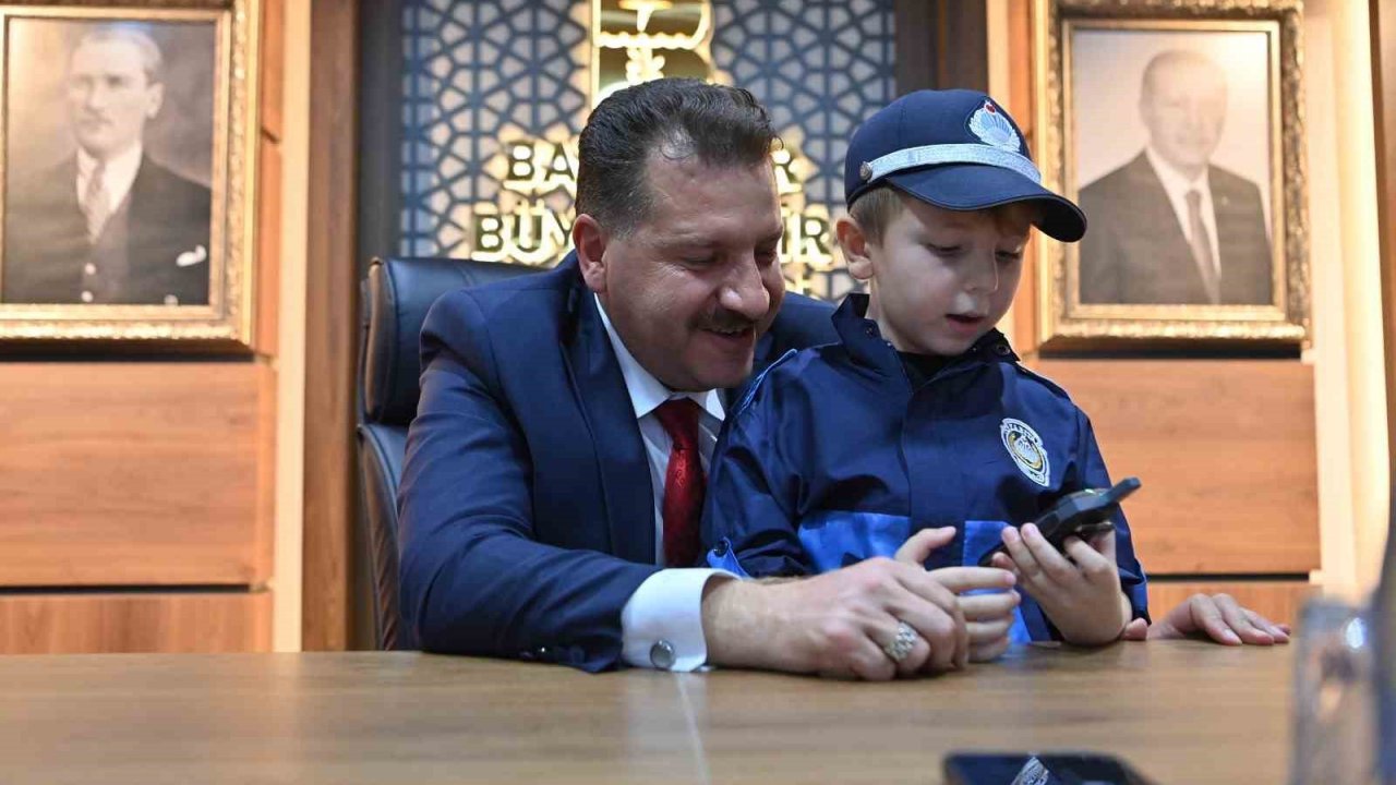 Minik zabıtadan tatlı anons: "Zabıta Haftanız kutlu olsun"