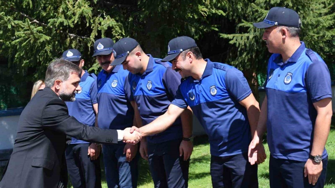 Başkan Uçar zabıta üniforması giydi, Zabıta Haftası’nı kutladı