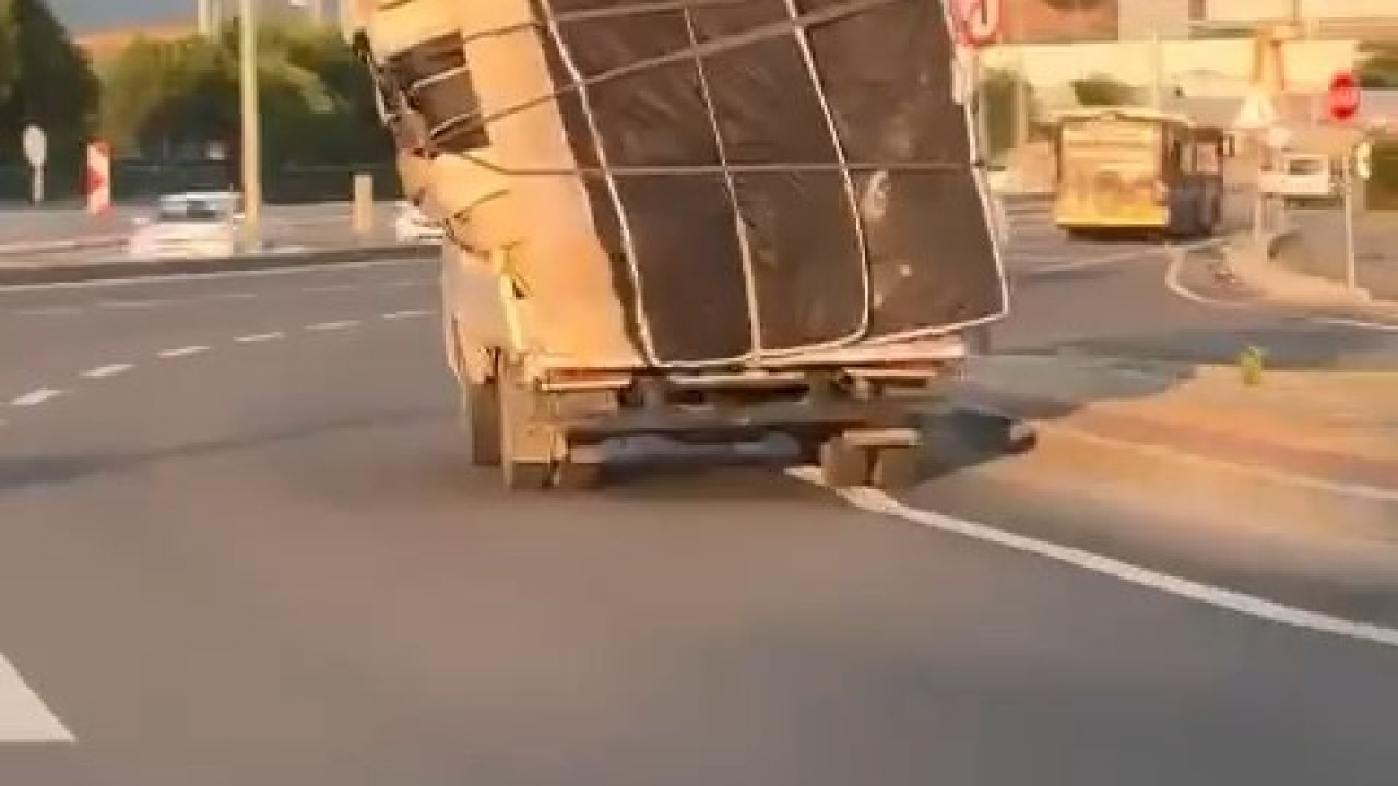 Bursa’da tehlikeli taşımacılık kamerada
