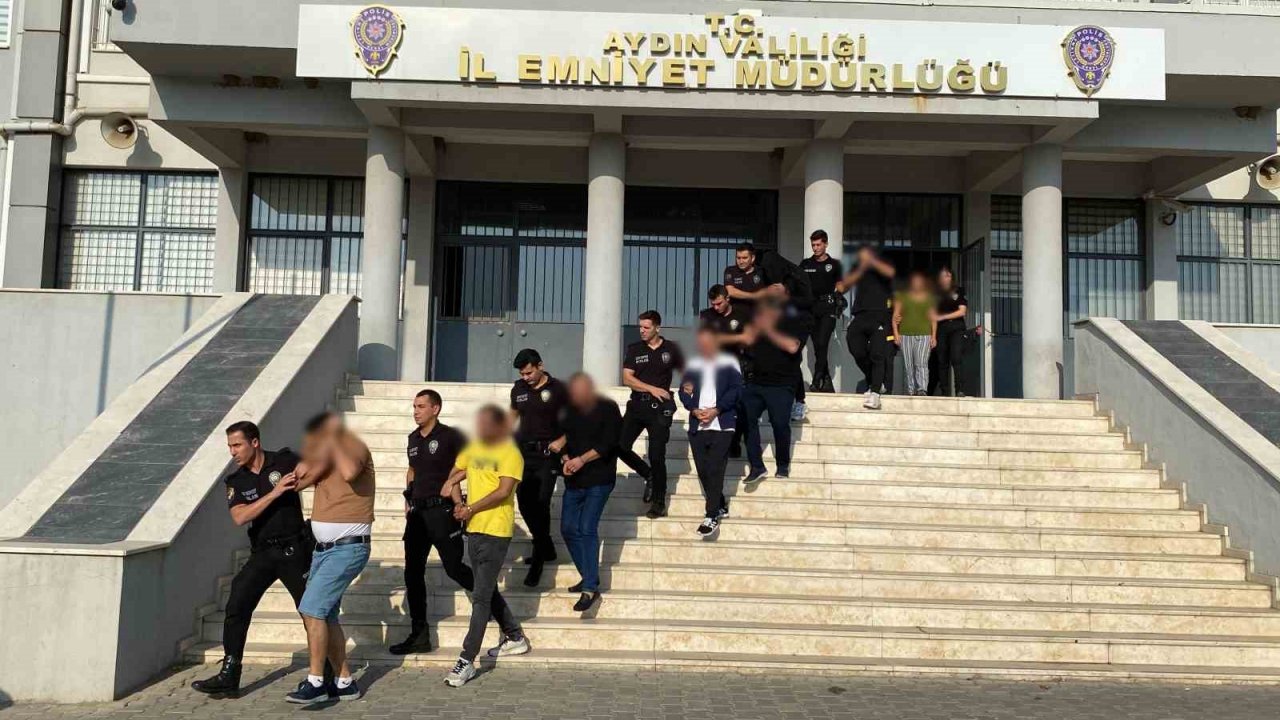 Aydın’da dev fuhuş operasyonu: 30 ekip 200 personel katıldı
