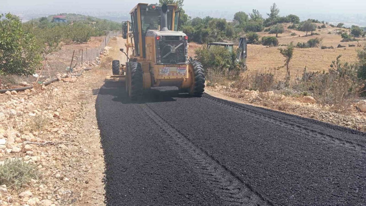 Başkan Özyiğit "Göreve geldiğimiz günden bu yana ilçemiz genelinde 74 kilometre yeni yol açtık"