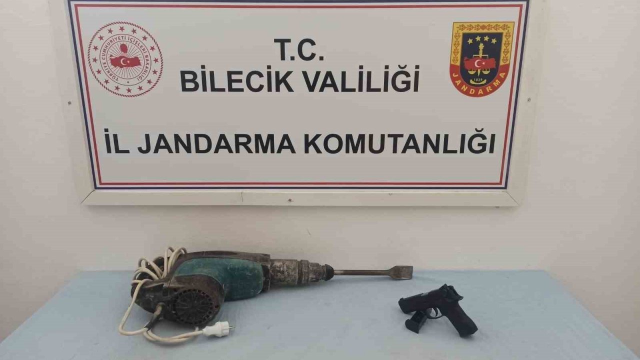 Bilecik’te define arayan 6 kişiye suçüstü yapıldı