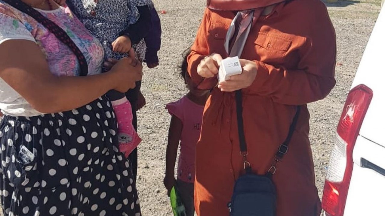 Sağlık hizmeti mevsimlik işçilerin ayağına götürdüler