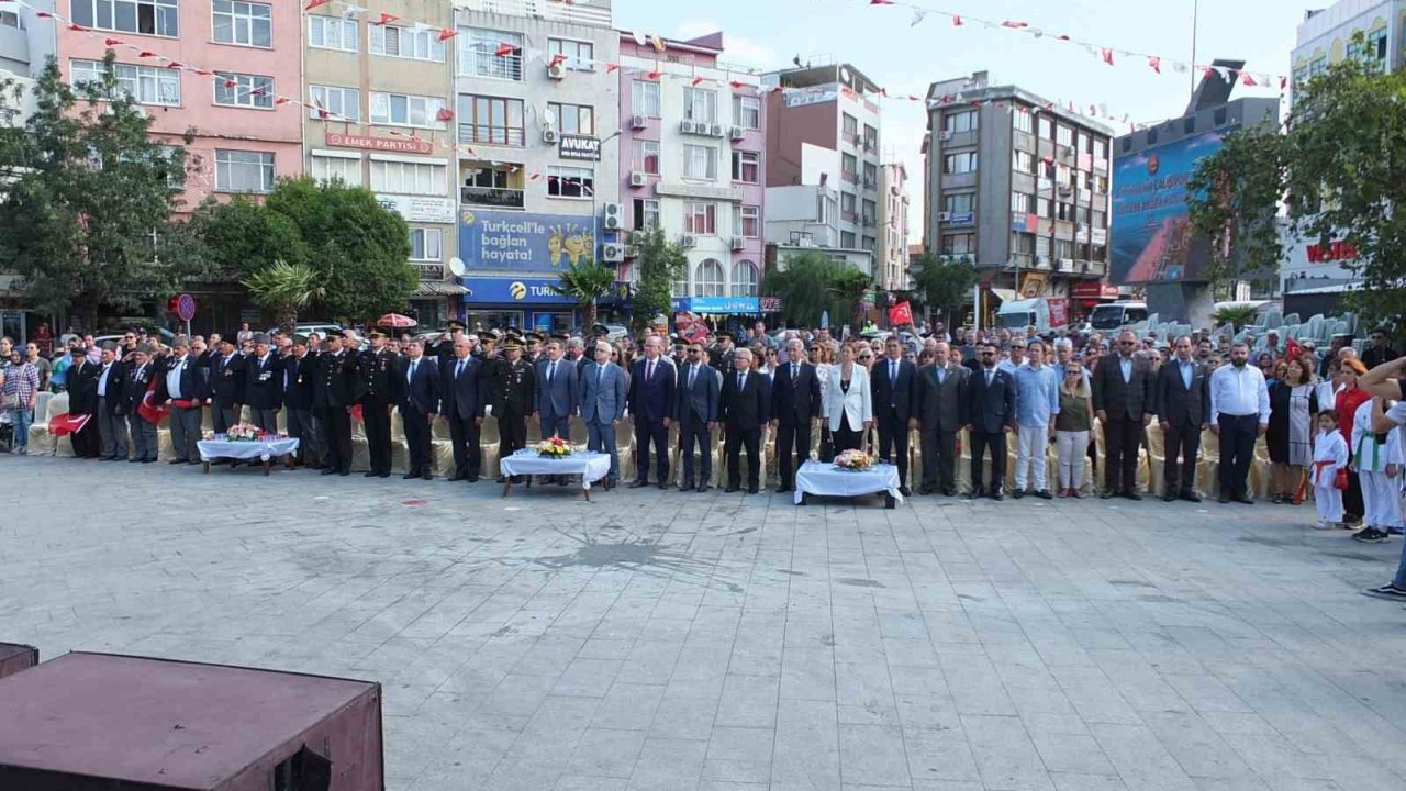 Burhaniye’de Kurtuluş Günü kutlandı