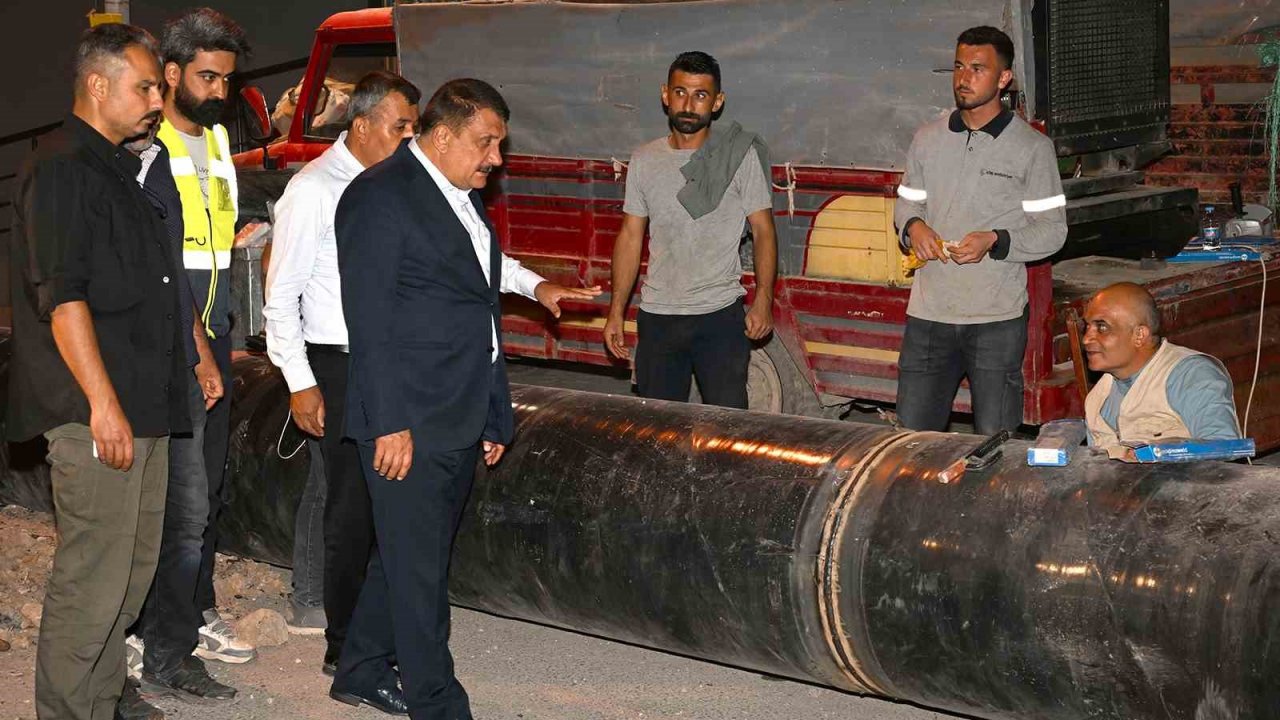 Başkan Gürkan, 700’lük ana isale hattı çalışmalarını inceledi