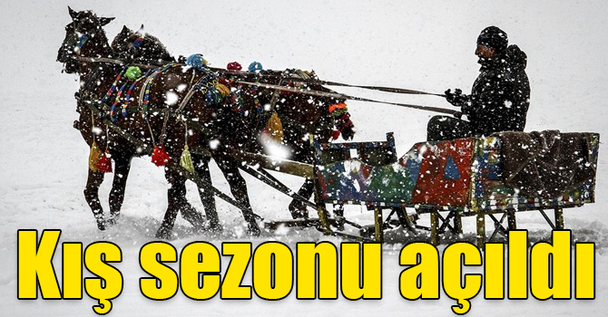 Çıldır Gölü'nün atlı kızakçıları kış sezonunu açtı