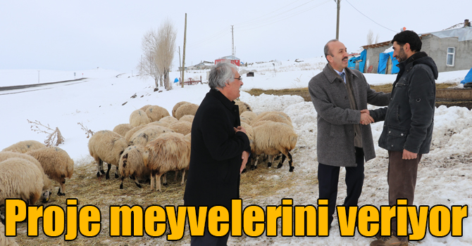 Kars'ta Genç Çiftçi projesi meyvelerini veriyor