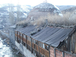 Kars'ta Sahipsiz Tarihi Hamamlar