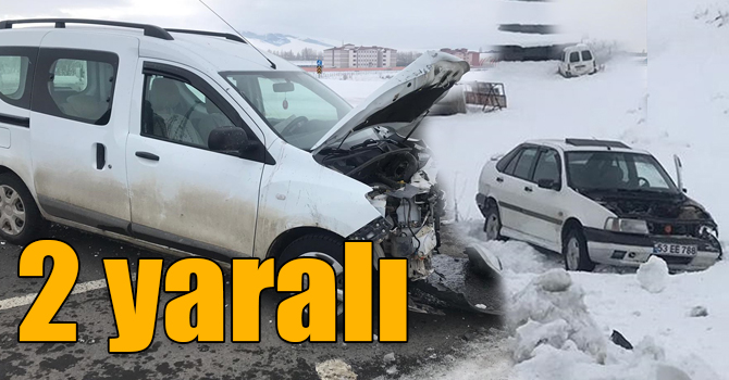 Kars'ta iki otomobil çarpıştı: 2 yaralı