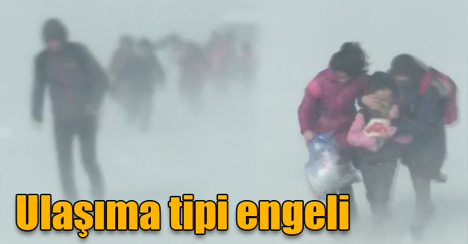 Kars-Göle yolunda ulaşıma tipi engeli