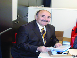 Zeki Nacitarhan Aday Adaylığını Açıkladı