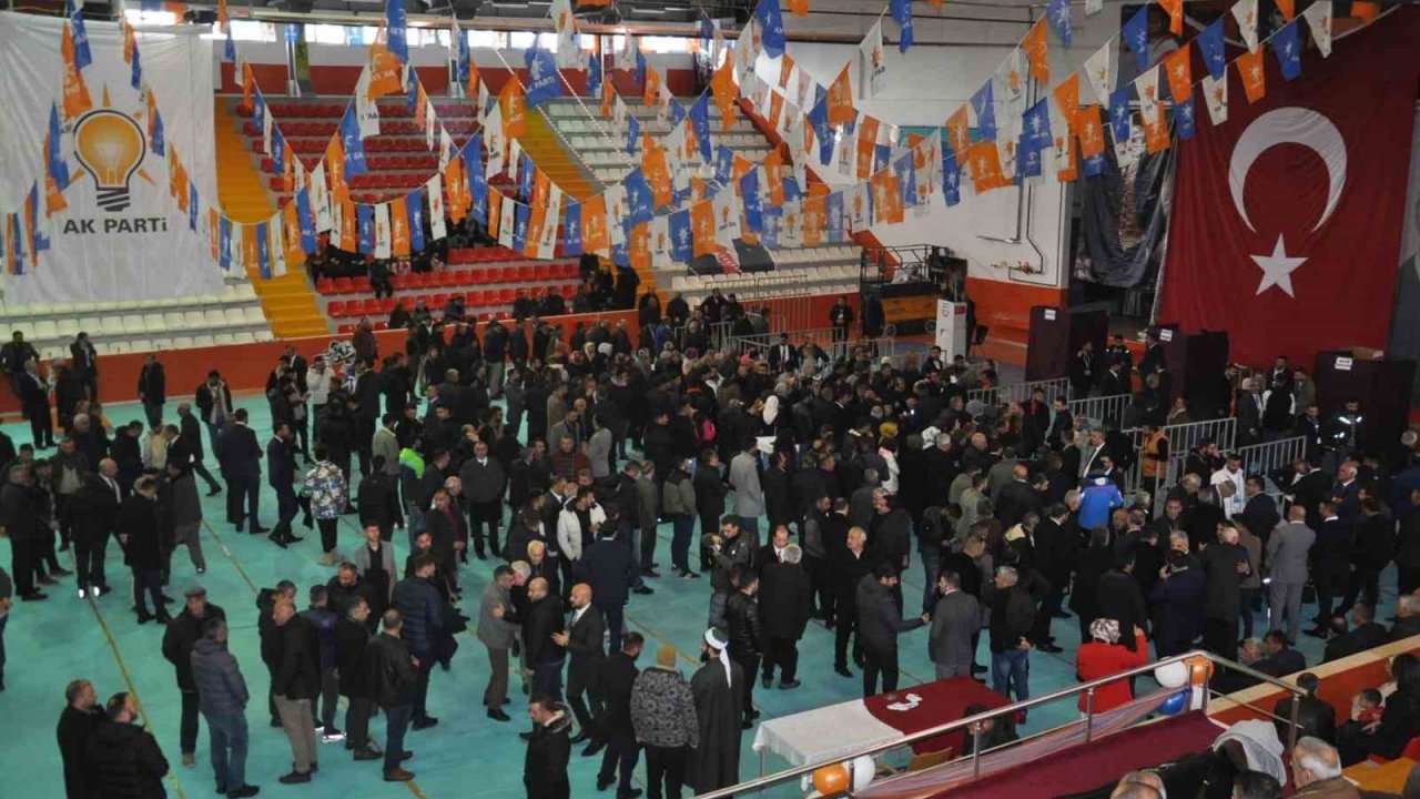 Kars’ta AK Parti belediye başkan adayını temayül yoklamasıyla belirleyecek