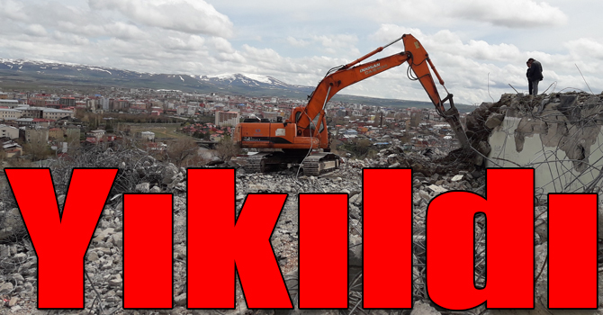 Kars Seyir Tepe yıkıldı