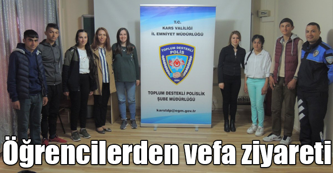 Kars’ta öğrencilerden vefa ziyareti