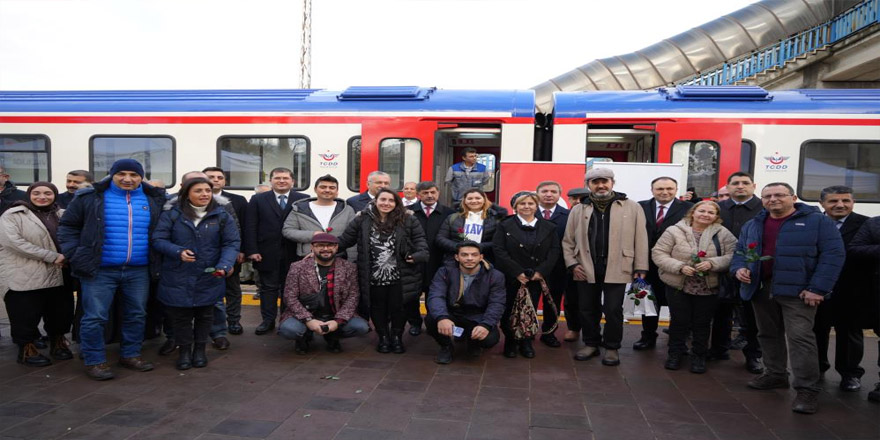 Turistik Doğu Ekspresi’ne Erzincan’da sıcak karşılama