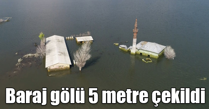 Kars’ta baraj gölü 5 metre çekildi