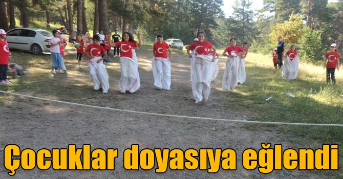 Kars’ta sevgi evlerinde kalan çocuklar doyasıya eğlendi