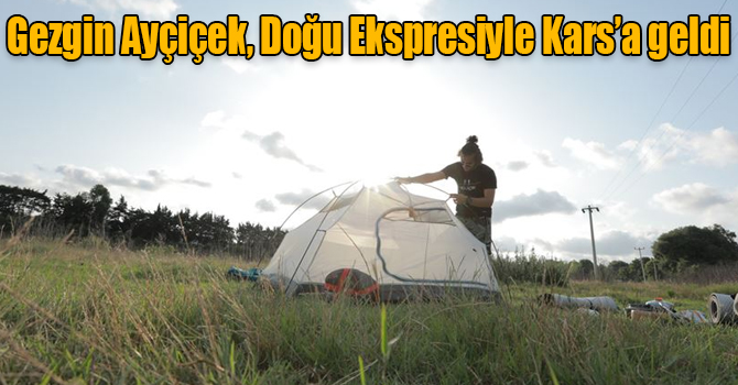 'Özgürlük Yolu' filminden etkilenen gezgin, Doğu Ekspresiyle Kars'a geldi