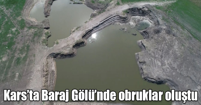 Kars’ta Baraj Gölü’nde obruklar oluştu