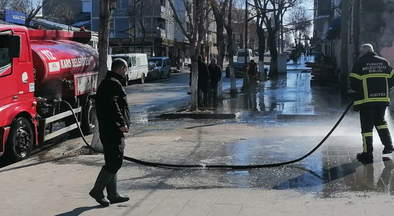 Kars Belediyesi Bahar Temizliğine Başladı!