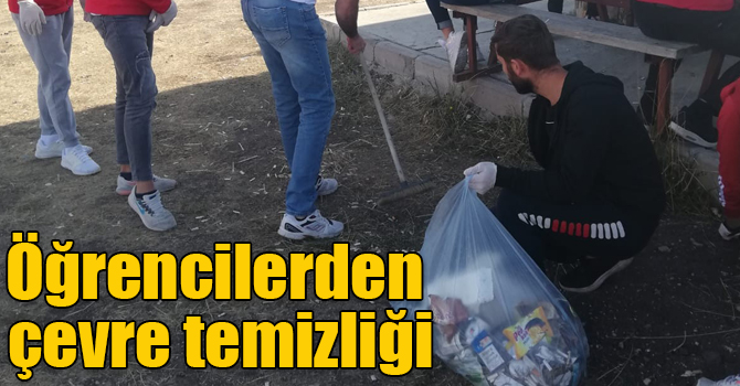 Sarıkamış’ta öğrencilerden çevre temizliği