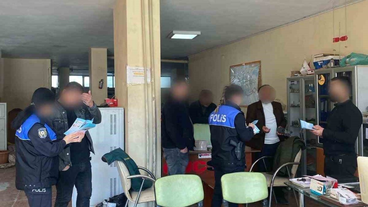 Mardin’de polis ekipleri dolandırıcılığa karşı vatandaşları bilgilendirdi