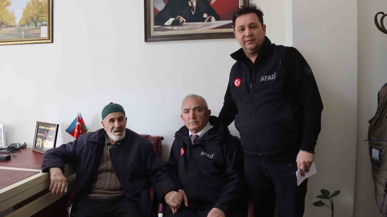 Emeklilik maaşını Gazze’ye bağışladı