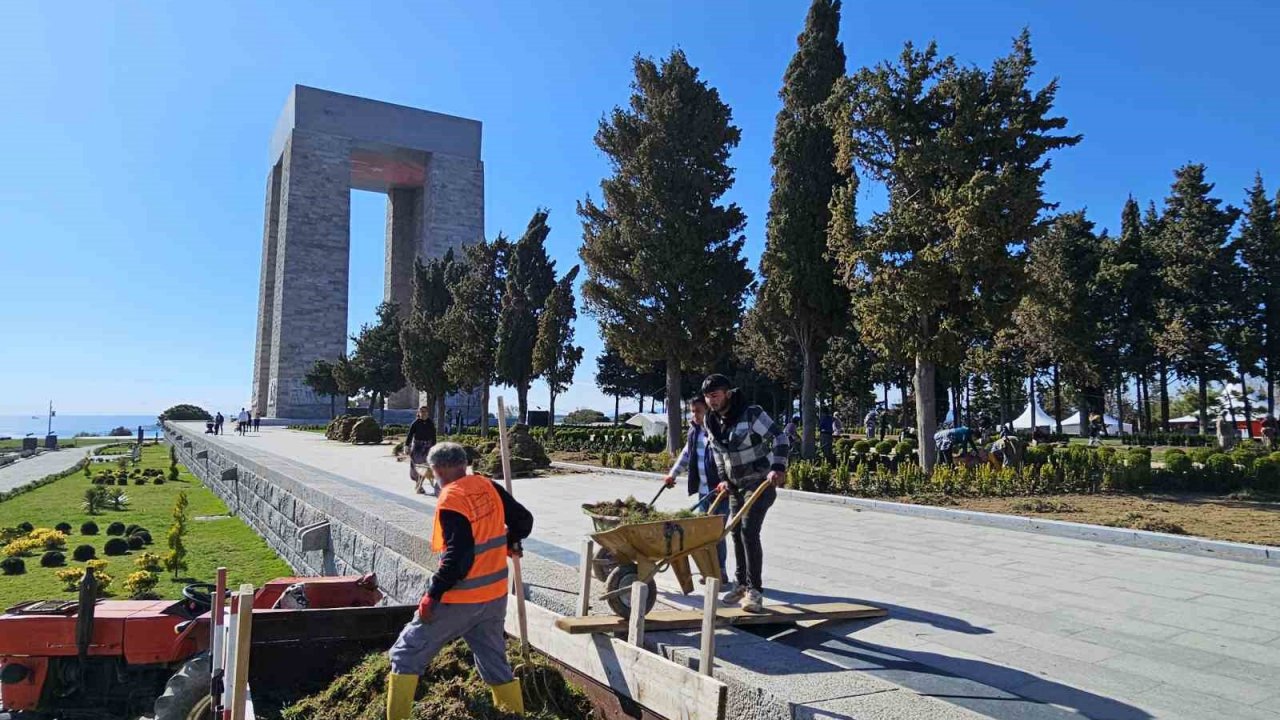 Şehitler Abidesi’nde 18 Mart tören hazırlıkları devam ediyor