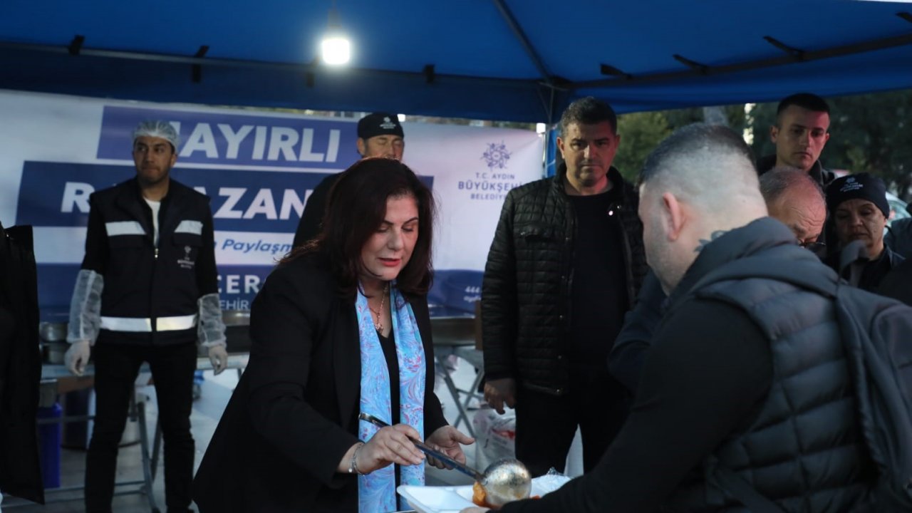 Başkan Çerçioğlu, iftarda vatandaşlarla buluştu