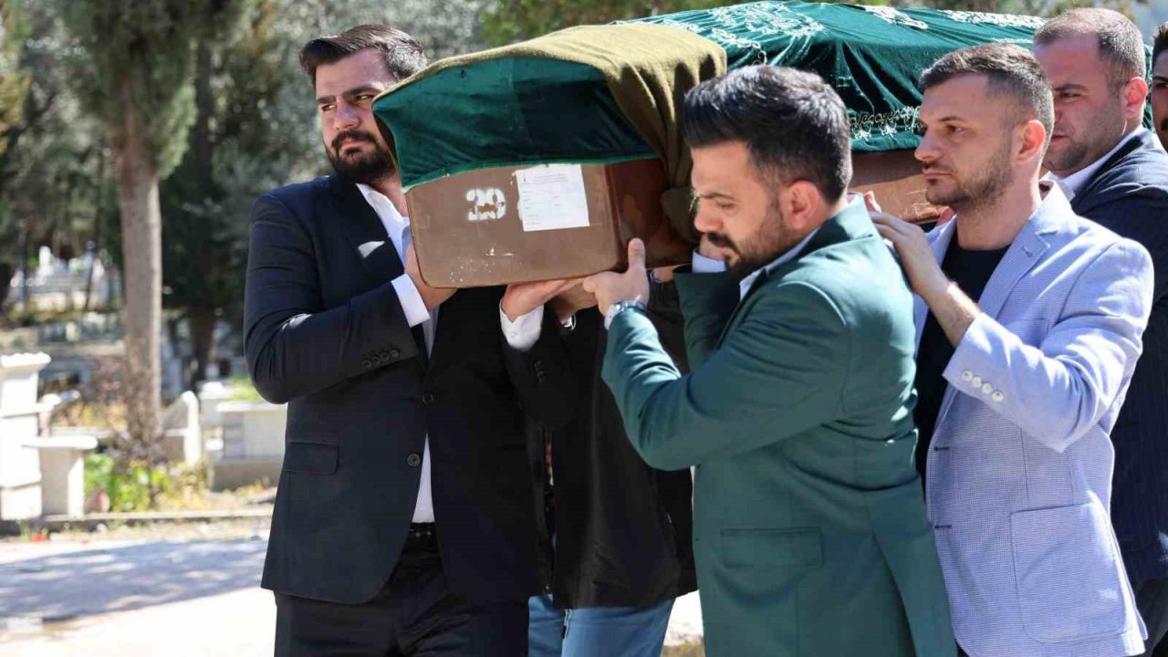 Kamboçya’da öldürülen İzmirli Ufuk Öntürk defnedildi