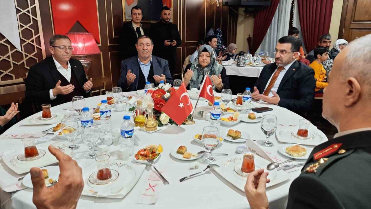 Kars’ta şehit aileleri ve gaziler iftarda buluştu