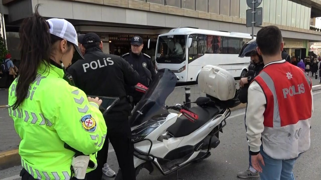 Taksim’de helikopter destekli huzur uygulaması yapıldı