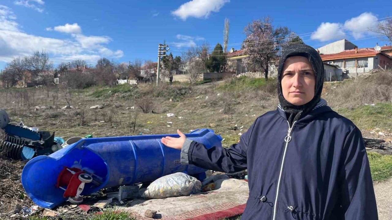 Ayşe Ünlüce’nin topu ilçe belediyelerine attığı iddiası