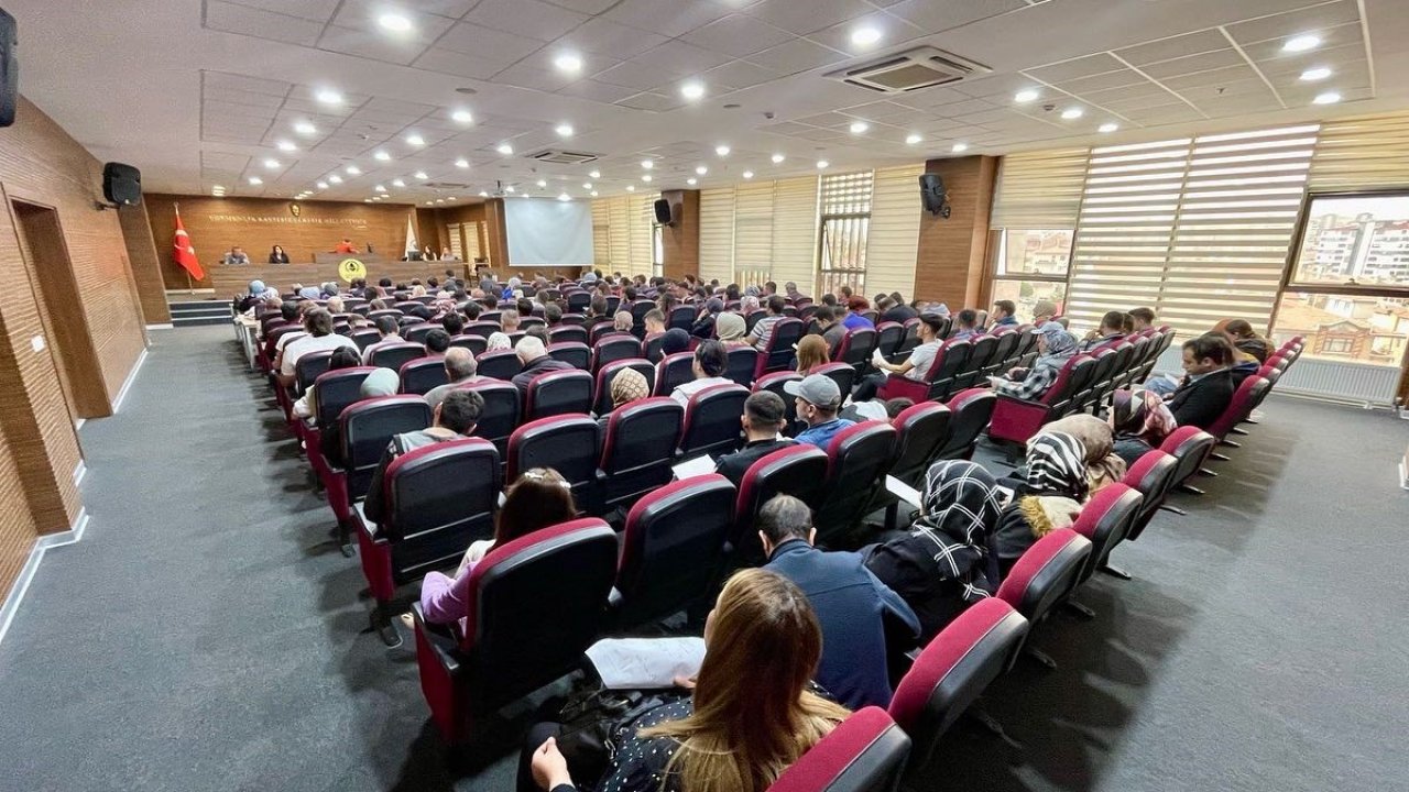 Pursaklar Belediyesi İstihdam Şefliği iş arayanlara umut oldu